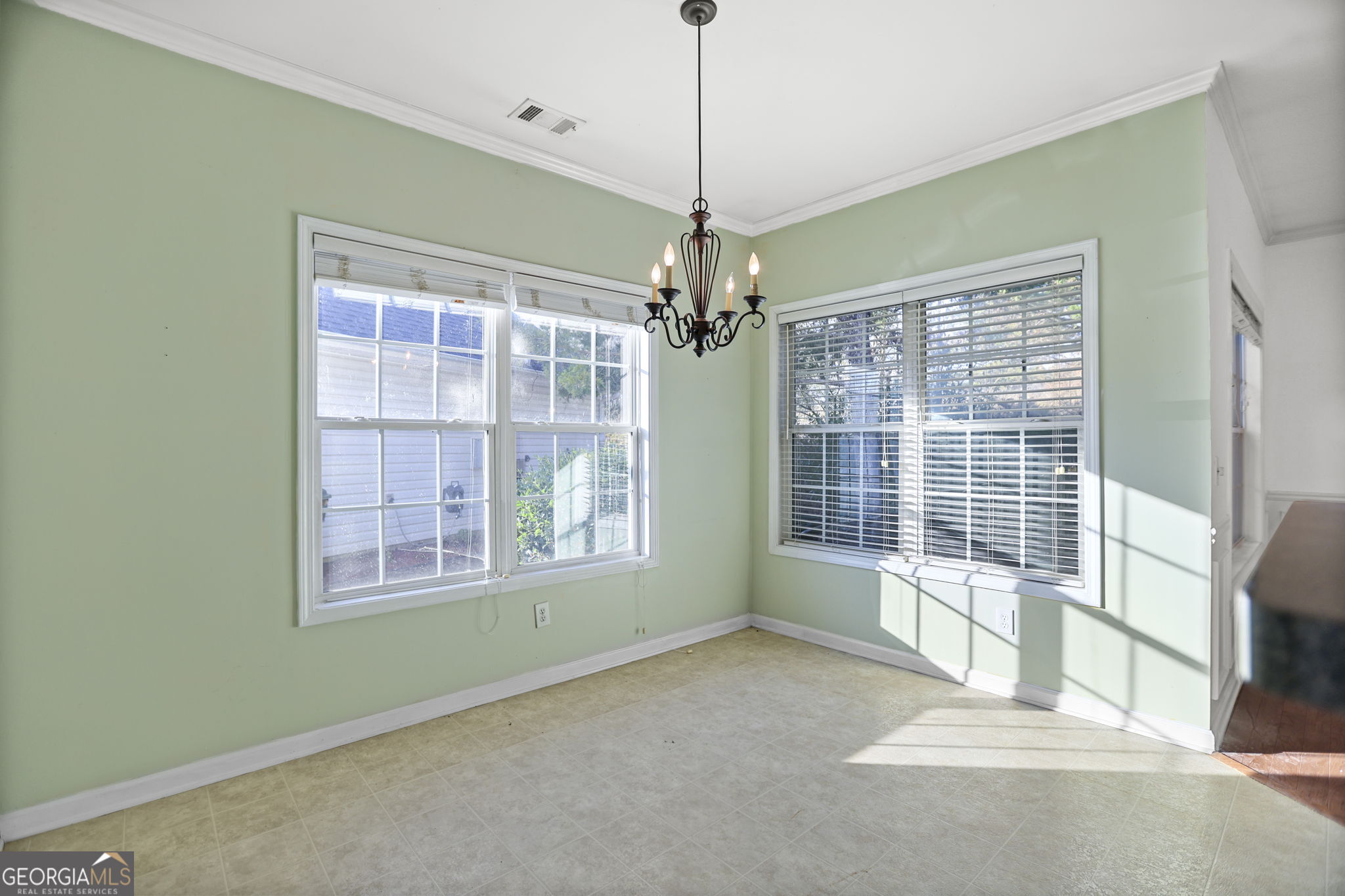 214 Meadow Run Carrollton, GA 30116 - Photo 12 of 32