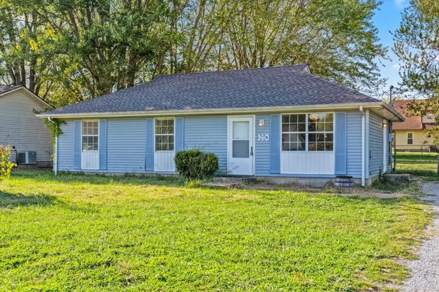 $179,900 | 140 New Gritton Avenue, Oak Grove, KY 42262