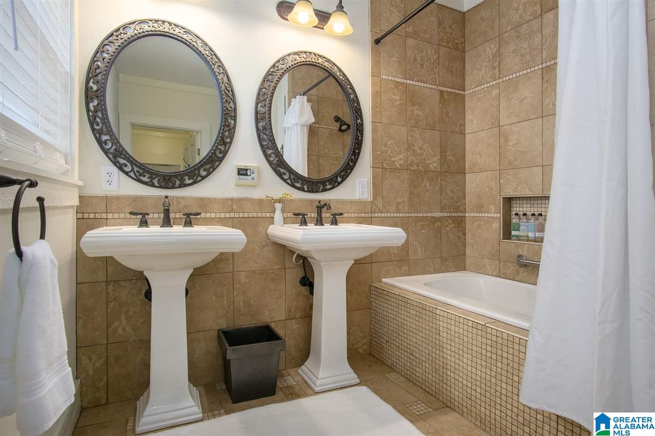 1720 Ponderosa Road Hayden, AL 35079 - Photo 17 of 45