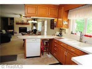 5750 Sweetbriar Road Pfafftown, NC 27040 - Photo 20 of 29 Gallery Image 20