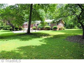 5750 Sweetbriar Road Pfafftown, NC 27040 - Photo 3 of 29 Gallery Image 3