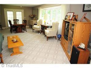 5750 Sweetbriar Road Pfafftown, NC 27040 - Photo 7 of 29 Gallery Image 7
