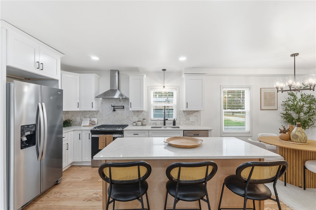 170 Holmes Road Warwick, RI 02888 - Photo 12 of 47