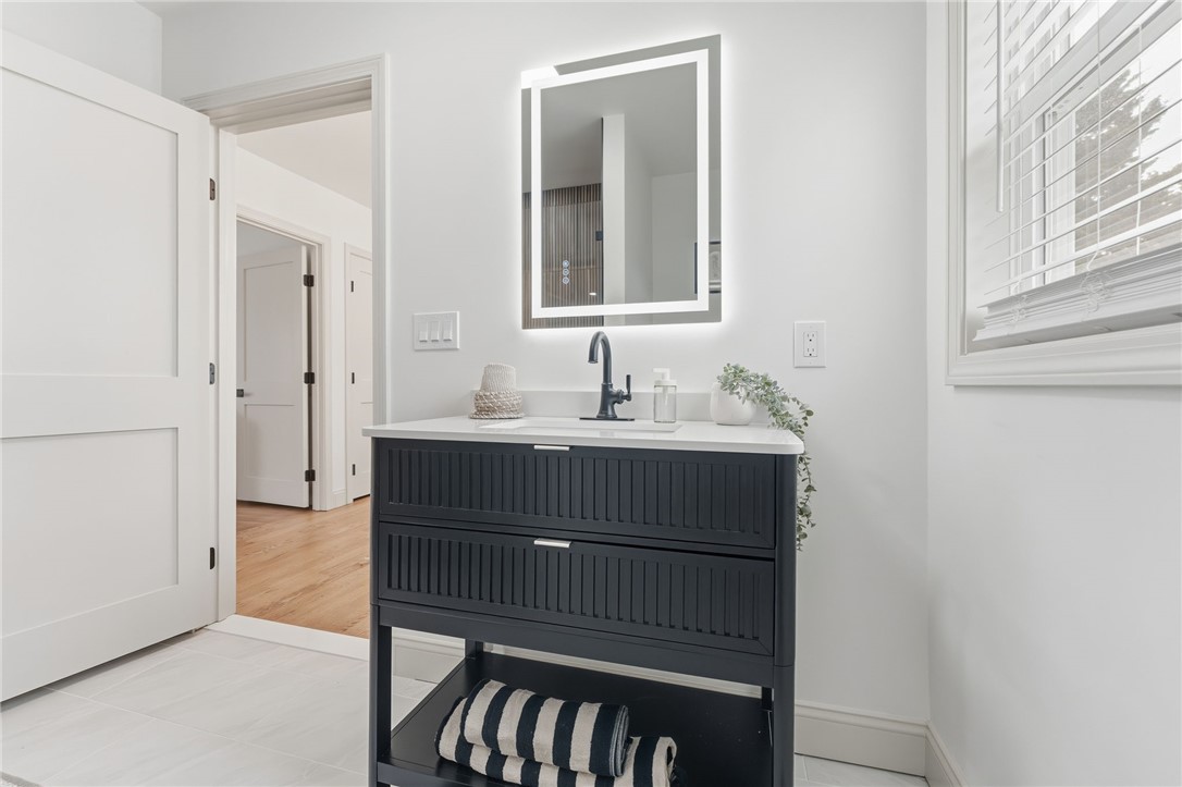 170 Holmes Road Warwick, RI 02888 - Photo 26 of 47