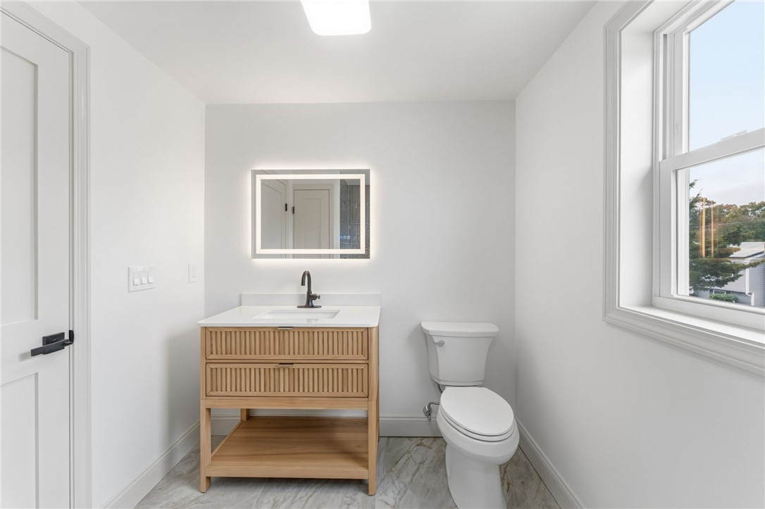 170 Holmes Road Warwick, RI 02888 - Photo 35 of 47