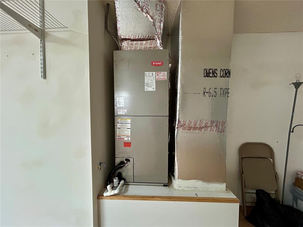 1907 Northwest 50th Circle Ocala, FL 34482 - Photo 23 of 25 a bathroom with a tub and a shower