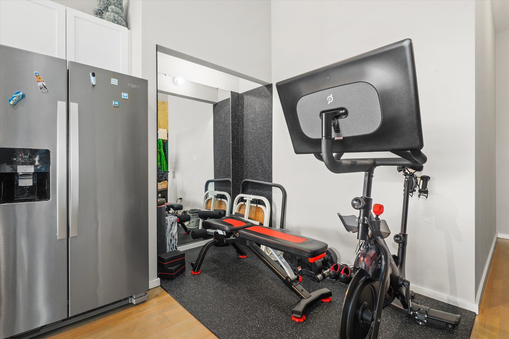 321 South Sangamon Street, Unit 902 Chicago, IL 60607 - Photo 16 of 18 a gym room with gym equipment