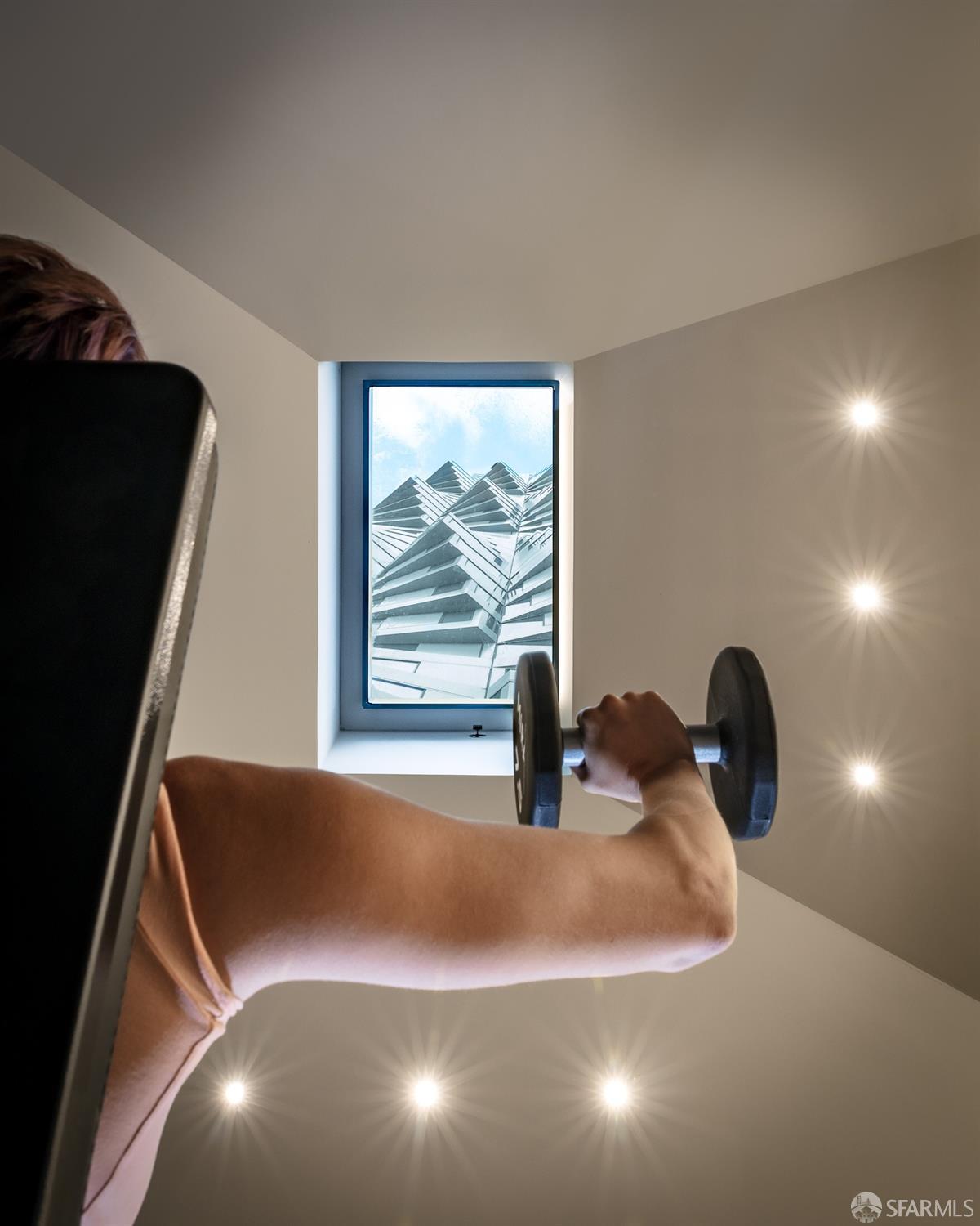 280 Spear Street, Unit 34C San Francisco, CA 94105 - Photo 40 of 47 a view of a lobby area with furniture and screen