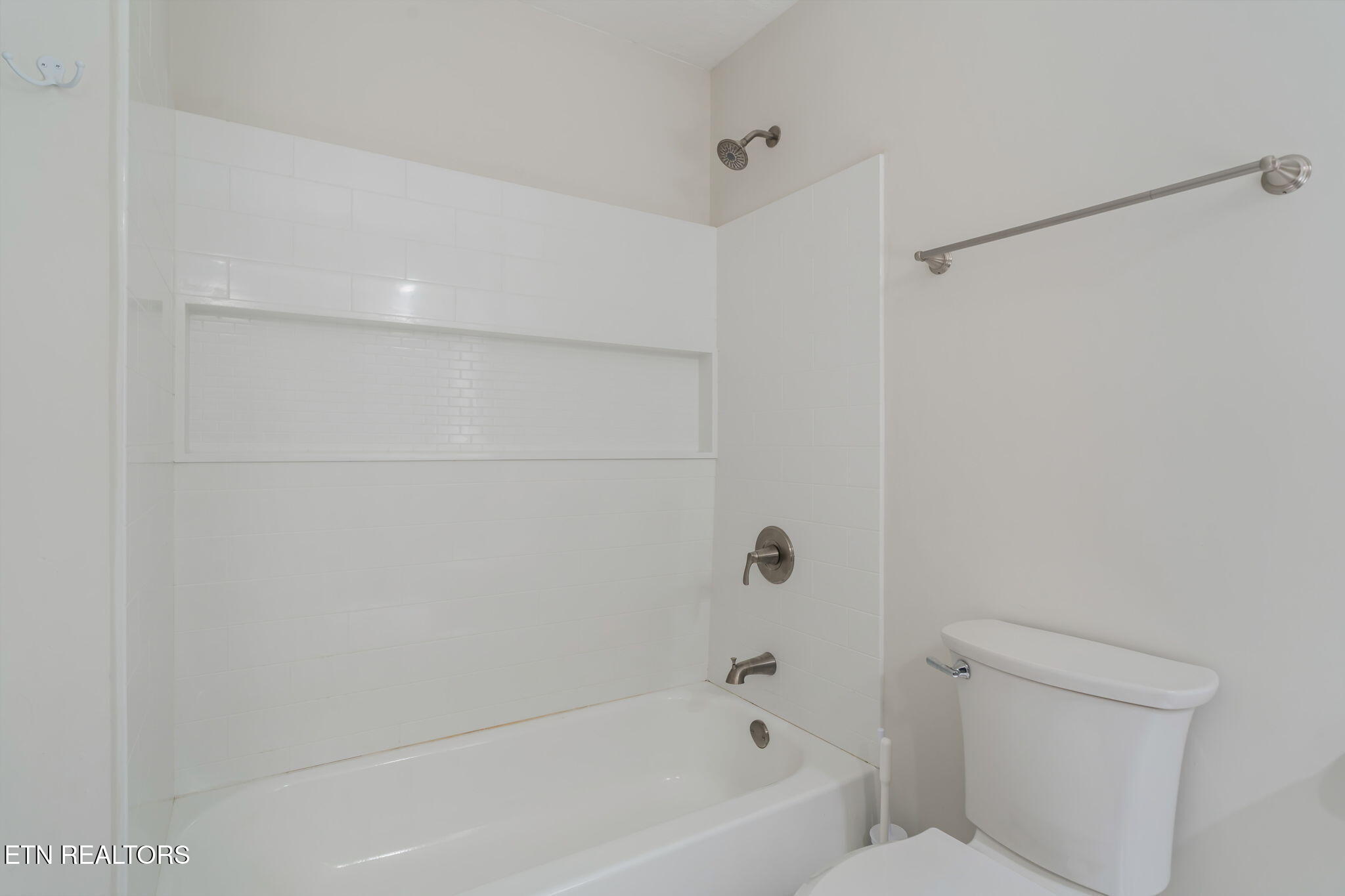 7625 Ogg Road Knoxville, TN 37938 - Photo 21 of 37 21-web-or-mls-7625 Ogg Road-14