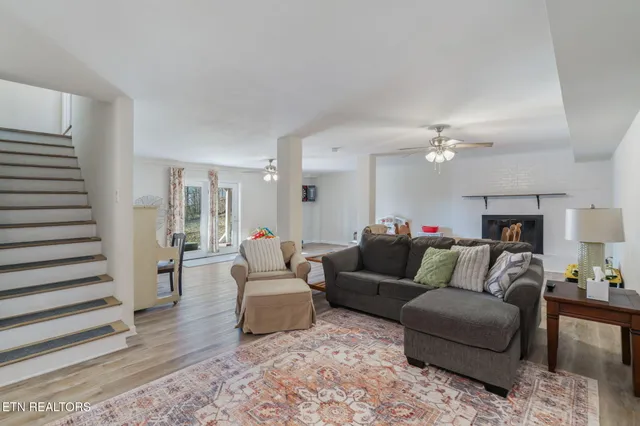 $499,900 | 7625 Ogg Road, Knoxville, TN 37938