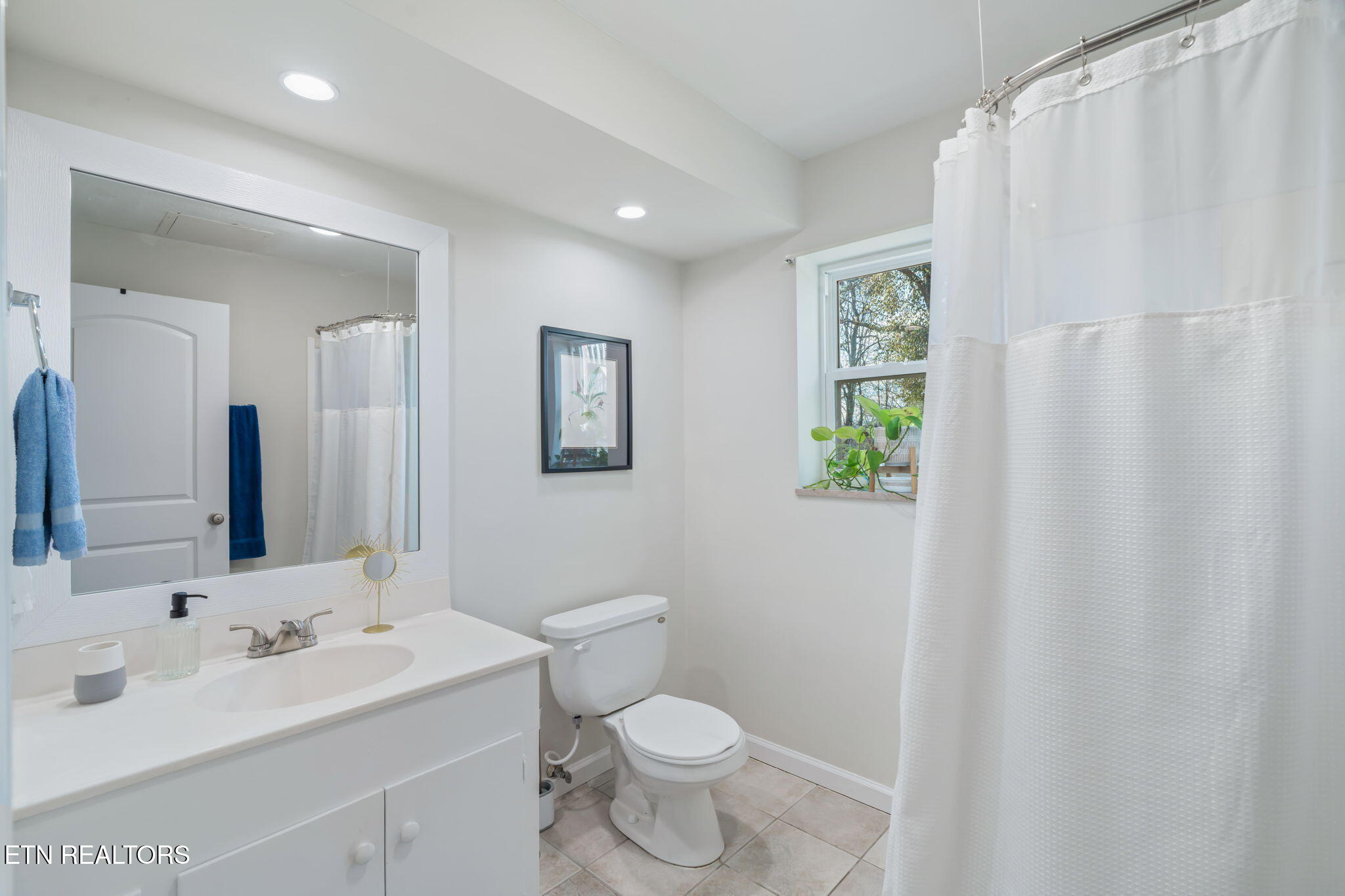 7625 Ogg Road Knoxville, TN 37938 - Photo 27 of 37 33-web-or-mls-7625 Ogg Road-26