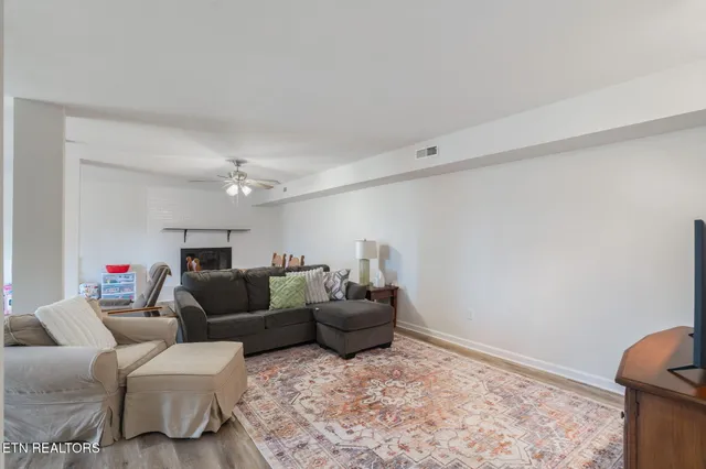 $499,900 | 7625 Ogg Road, Knoxville, TN 37938