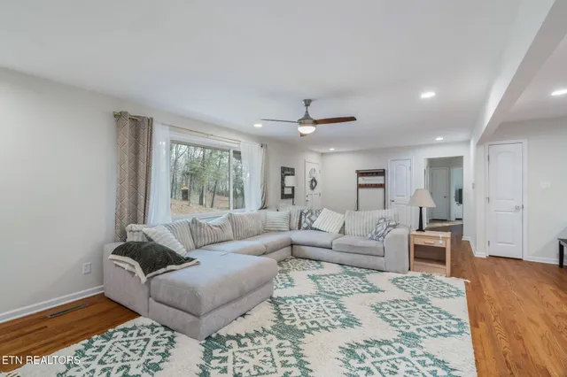 $499,900 | 7625 Ogg Road, Knoxville, TN 37938