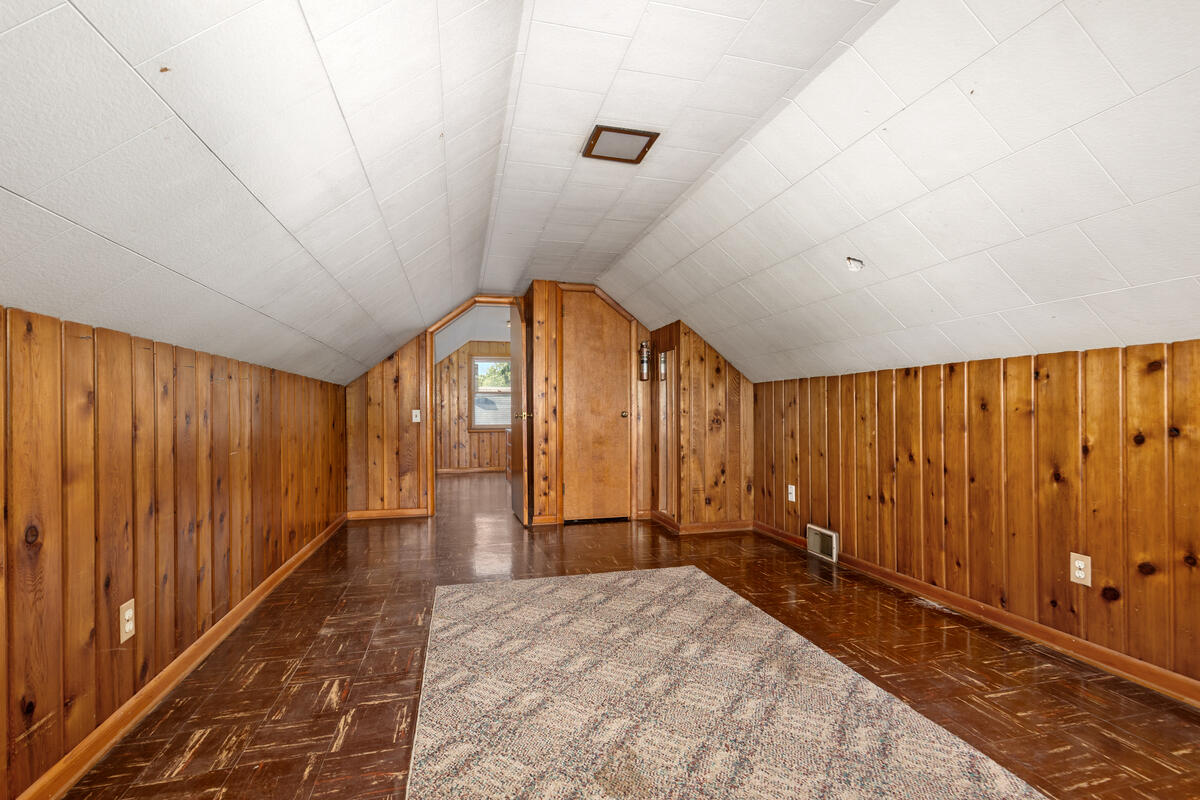 2519 Woodward Avenue Southwest Wyoming, MI 49509 - Photo 14 of 24 2519-Woodward_012