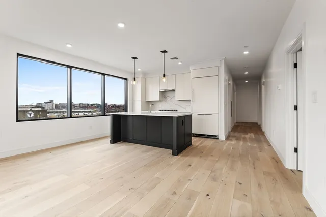 $1,649,000 | 33 A Street, Unit 501, Boston, MA 02127
