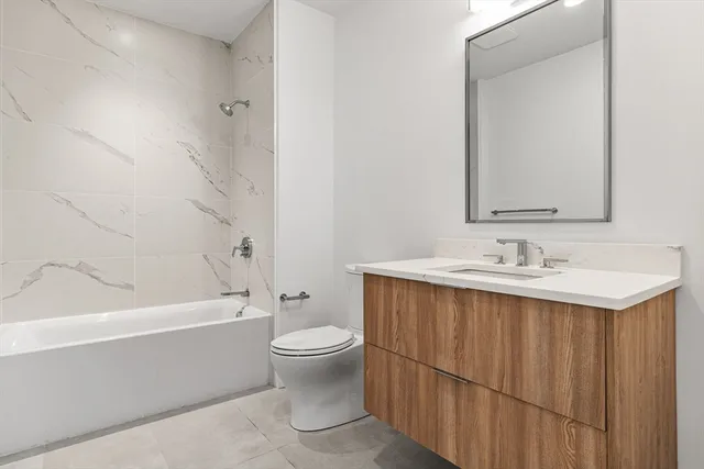 $1,649,000 | 33 A Street, Unit 501, Boston, MA 02127