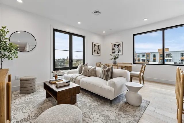 $1,649,000 | 33 A Street, Unit 501, Boston, MA 02127