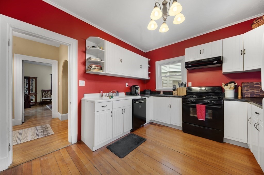 31 Edwin Street Boston, MA 02124 - Photo 12 of 39 Gallery Image 12