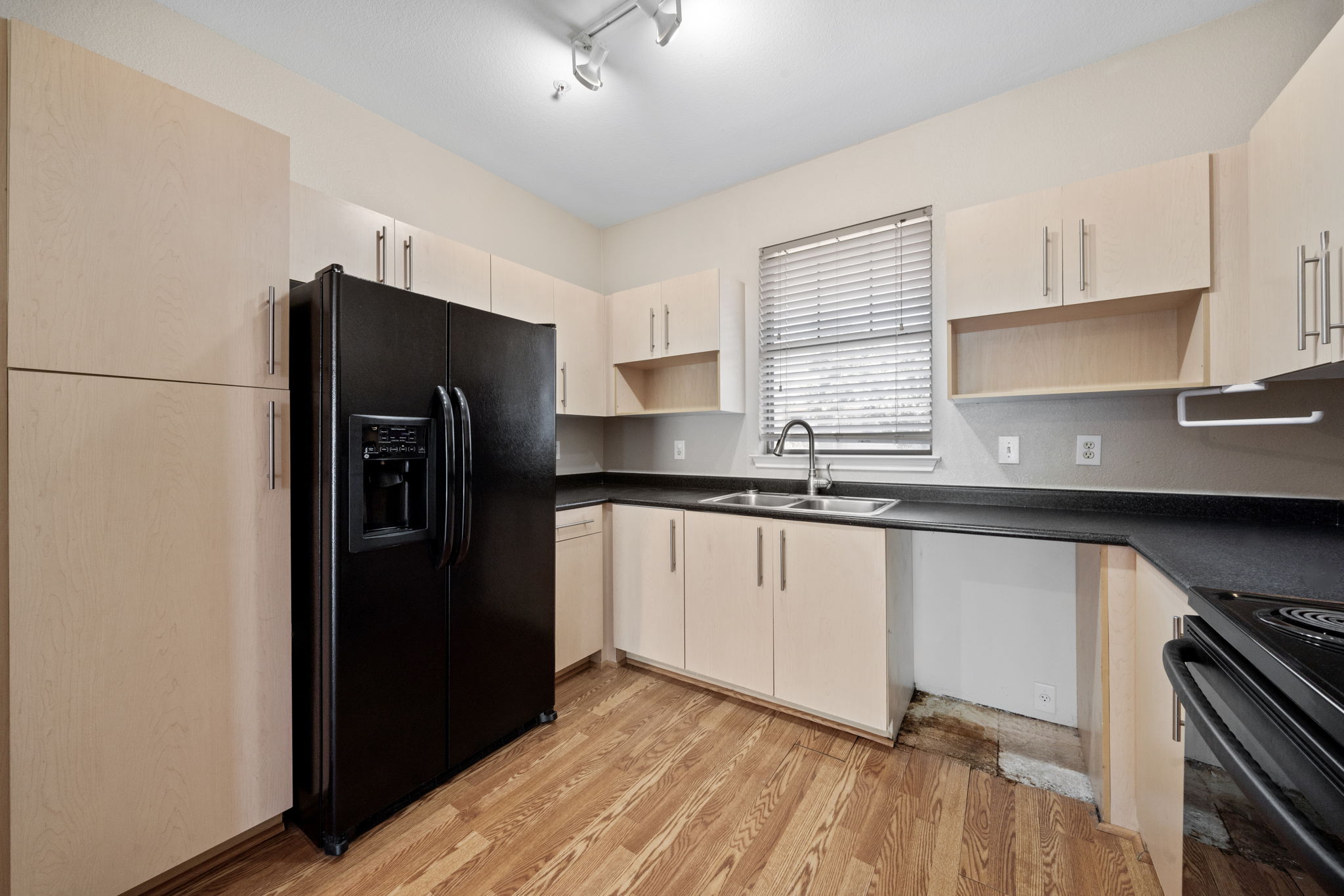 11203 Ranch Road 2222, Unit 903 Austin, TX 78732 - Photo 9 of 15 Gallery Image 9