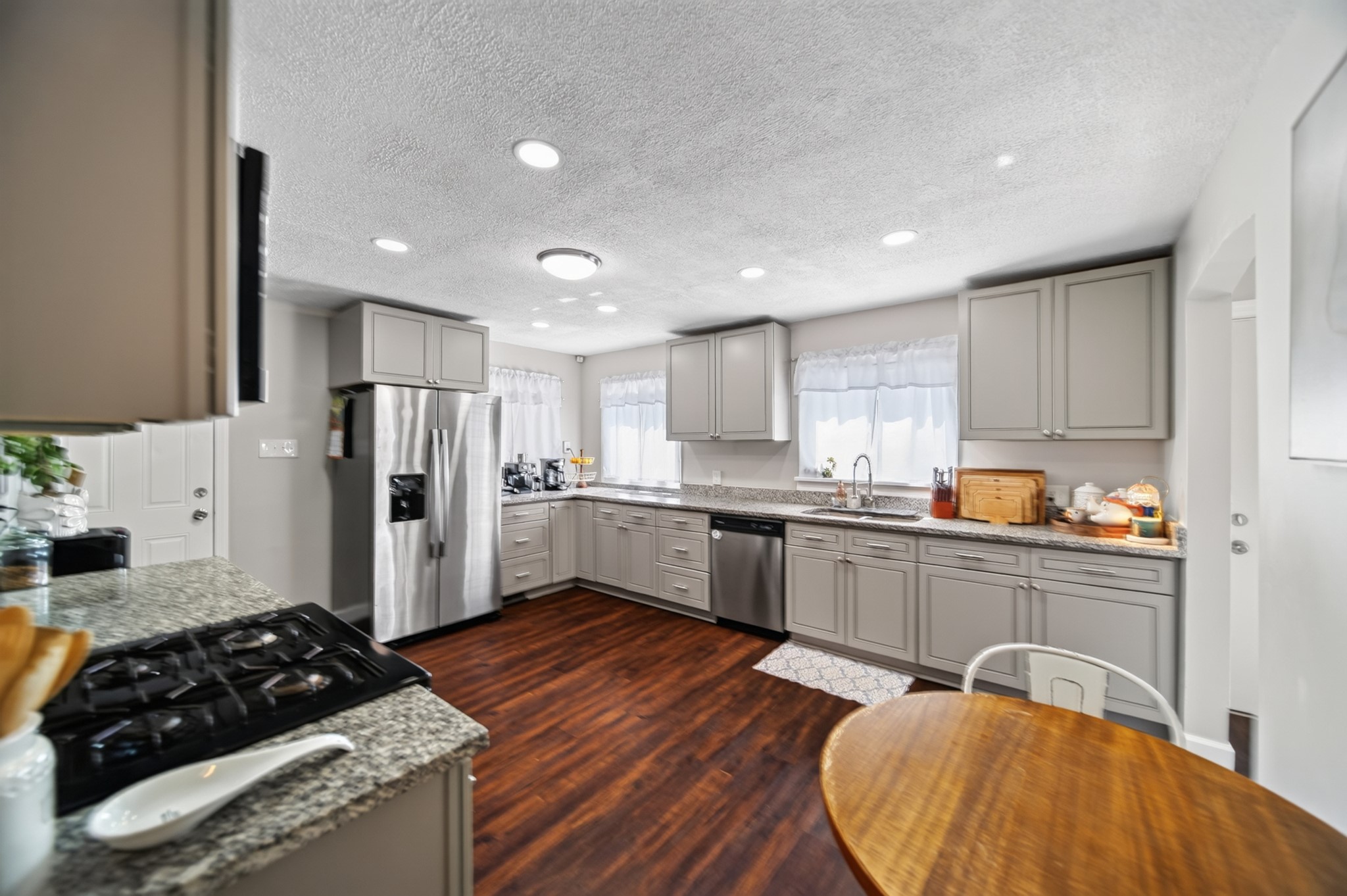 3081 Morehouse Road Erie, PA 16509 - Photo 3 of 42 Gallery Image 3