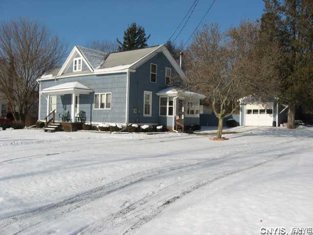 Exterior Front. Plenty of Parking With Driveways O