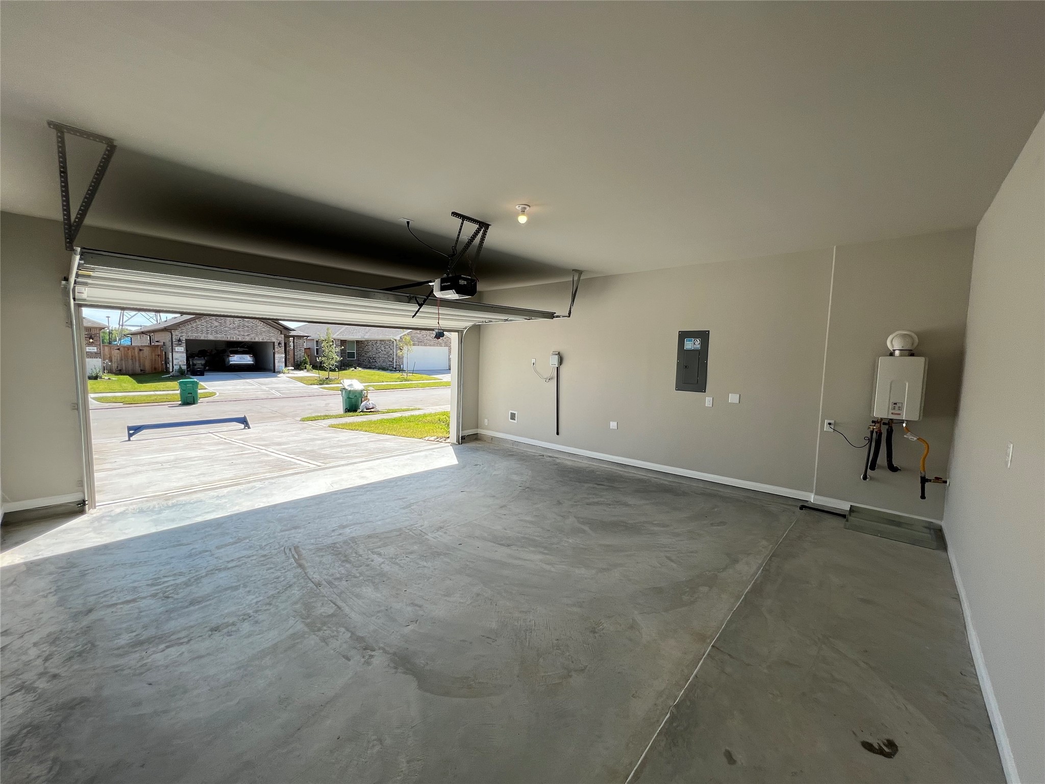 5635 Giving Grace Way Houston, TX 77048 - Photo 24 of 28