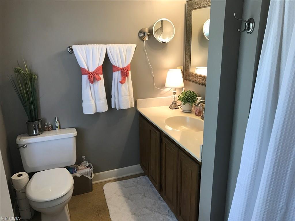 1009 Shamrock Road High Point, NC 27265 - Photo 17 of 23 2nd full bath upstairs