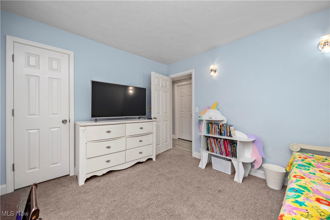 104 Berkshire Road Elyria, OH 44035 - Photo 20 of 38