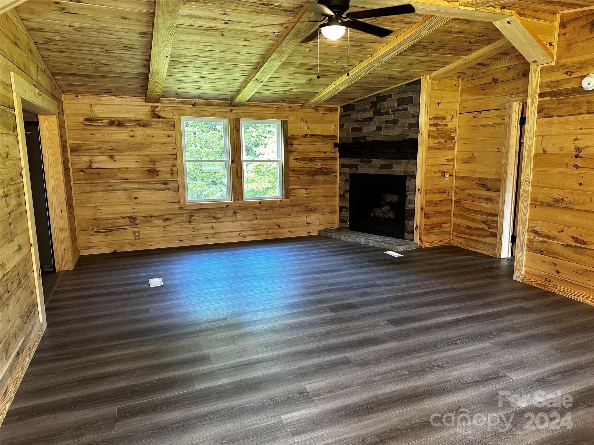 208 Pleasant View Loop Morganton, NC 28655 - Photo 1 of 23 Gallery Image 1