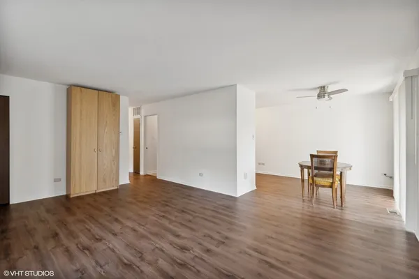 $128,000 | 19128 Pine Drive, Country Club Hills, IL 60478