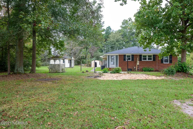$265,000 | 1101 Bullard Street, Roseboro, NC 28382