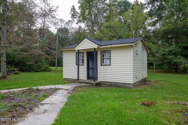 $265,000 | 1101 Bullard Street, Roseboro, NC 28382