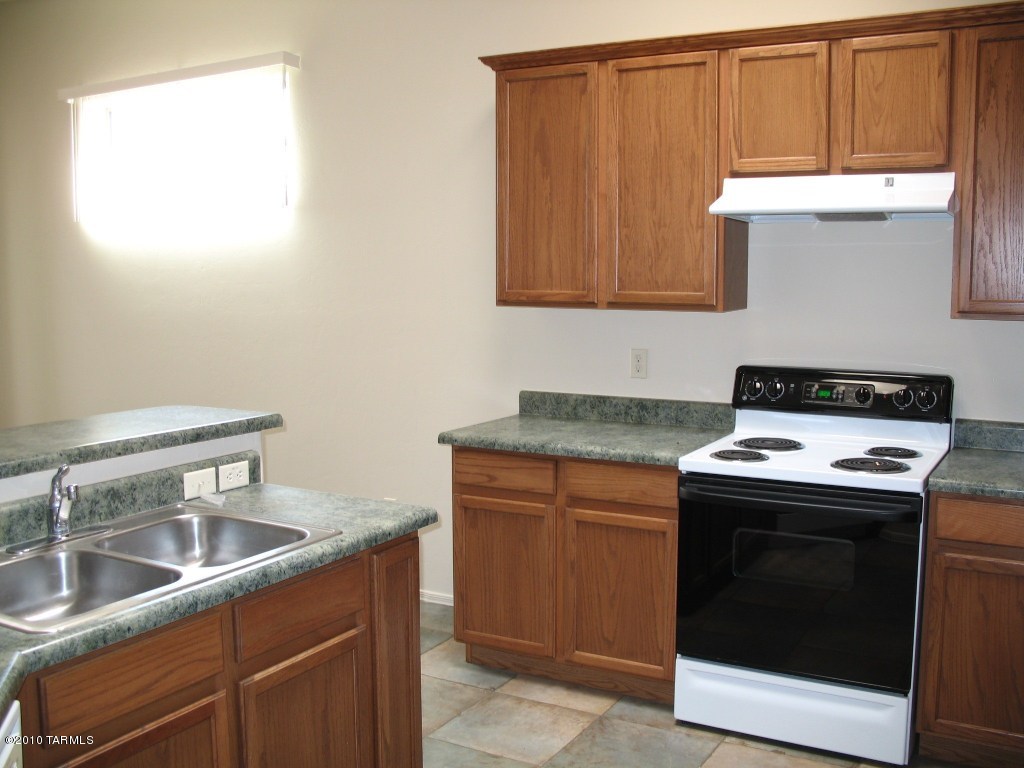 13684 East High Plains Ranch Street Vail, AZ 85641 - Photo 9 of 20