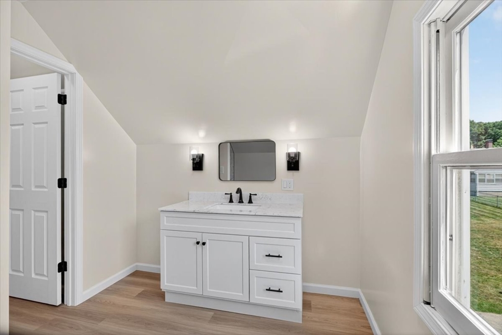 163 Powell Avenue Springfield, MA 01118 - Photo 23 of 40