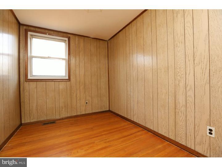 2825 Angus Road Philadelphia, PA 19114 - Photo 13 of 25