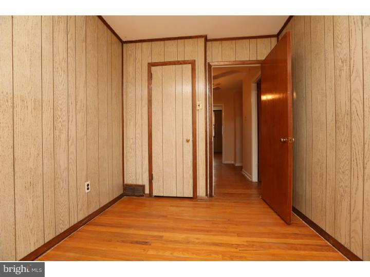 2825 Angus Road Philadelphia, PA 19114 - Photo 14 of 25