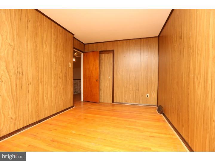2825 Angus Road Philadelphia, PA 19114 - Photo 16 of 25