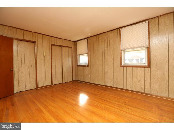 2825 Angus Road Philadelphia, PA 19114 - Photo 18 of 25
