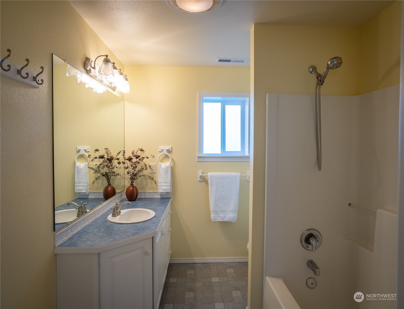 3798 Searles Road Malaga, WA 98828 - Photo 19 of 24 Gallery Image 19