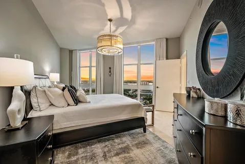 $1,750,000 | 550 Okeechobee Boulevard, Unit UPH11, West Palm Beach, FL 33401