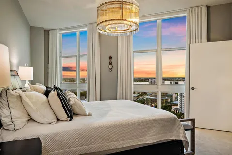 $1,750,000 | 550 Okeechobee Boulevard, Unit UPH11, West Palm Beach, FL 33401