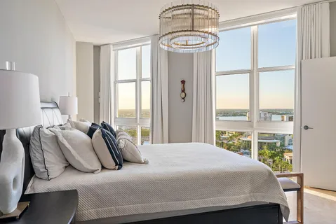 $1,750,000 | 550 Okeechobee Boulevard, Unit UPH11, West Palm Beach, FL 33401