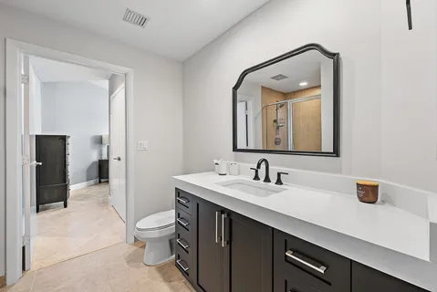 $1,750,000 | 550 Okeechobee Boulevard, Unit UPH11, West Palm Beach, FL 33401