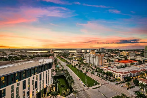 $1,750,000 | 550 Okeechobee Boulevard, Unit UPH11, West Palm Beach, FL 33401