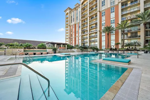 $1,750,000 | 550 Okeechobee Boulevard, Unit UPH11, West Palm Beach, FL 33401