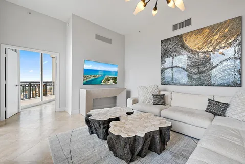 $1,750,000 | 550 Okeechobee Boulevard, Unit UPH11, West Palm Beach, FL 33401