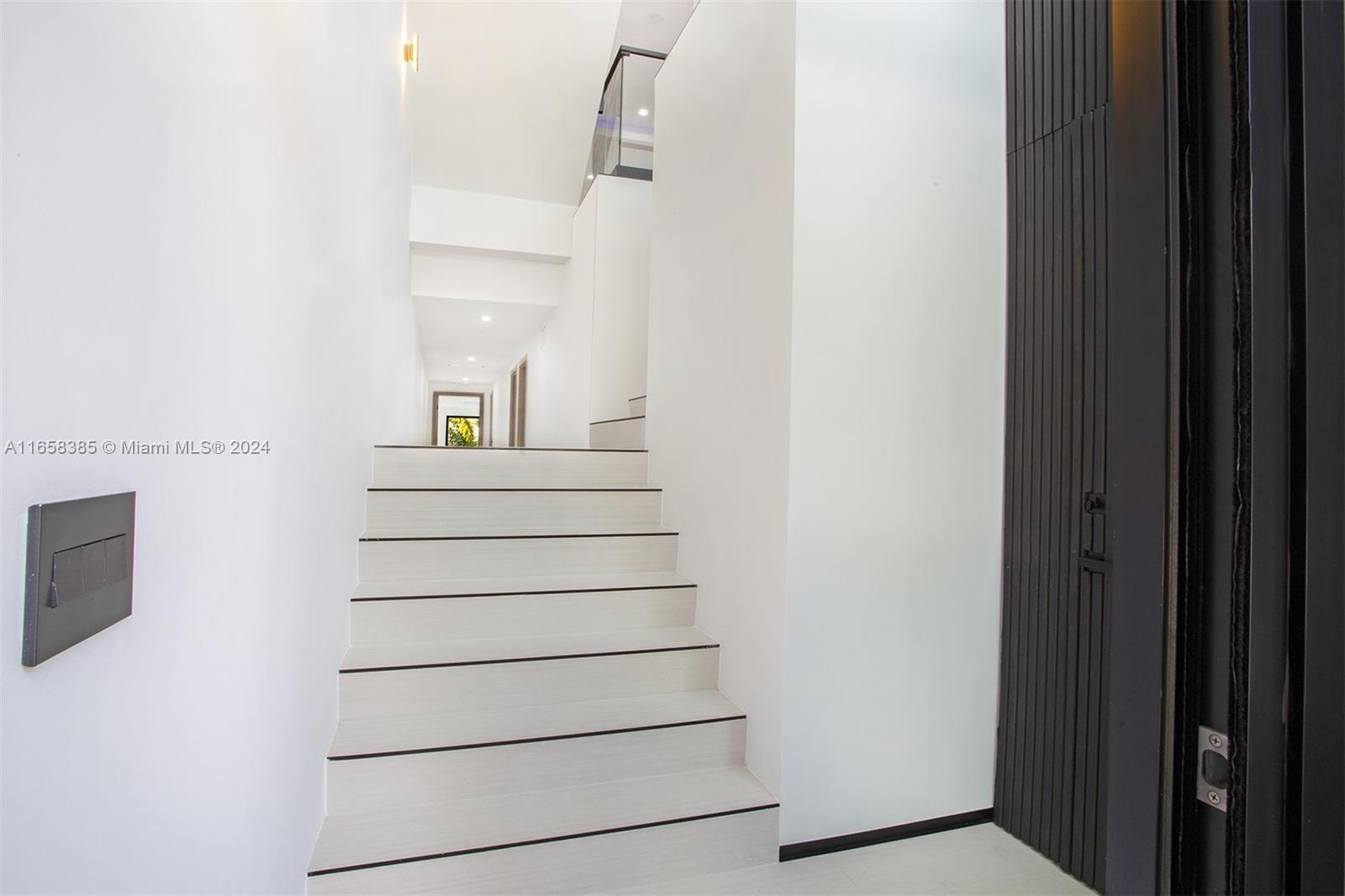 422 Southwest 15th Road, Unit 422 Miami, FL 33129 - Photo 20 of 68