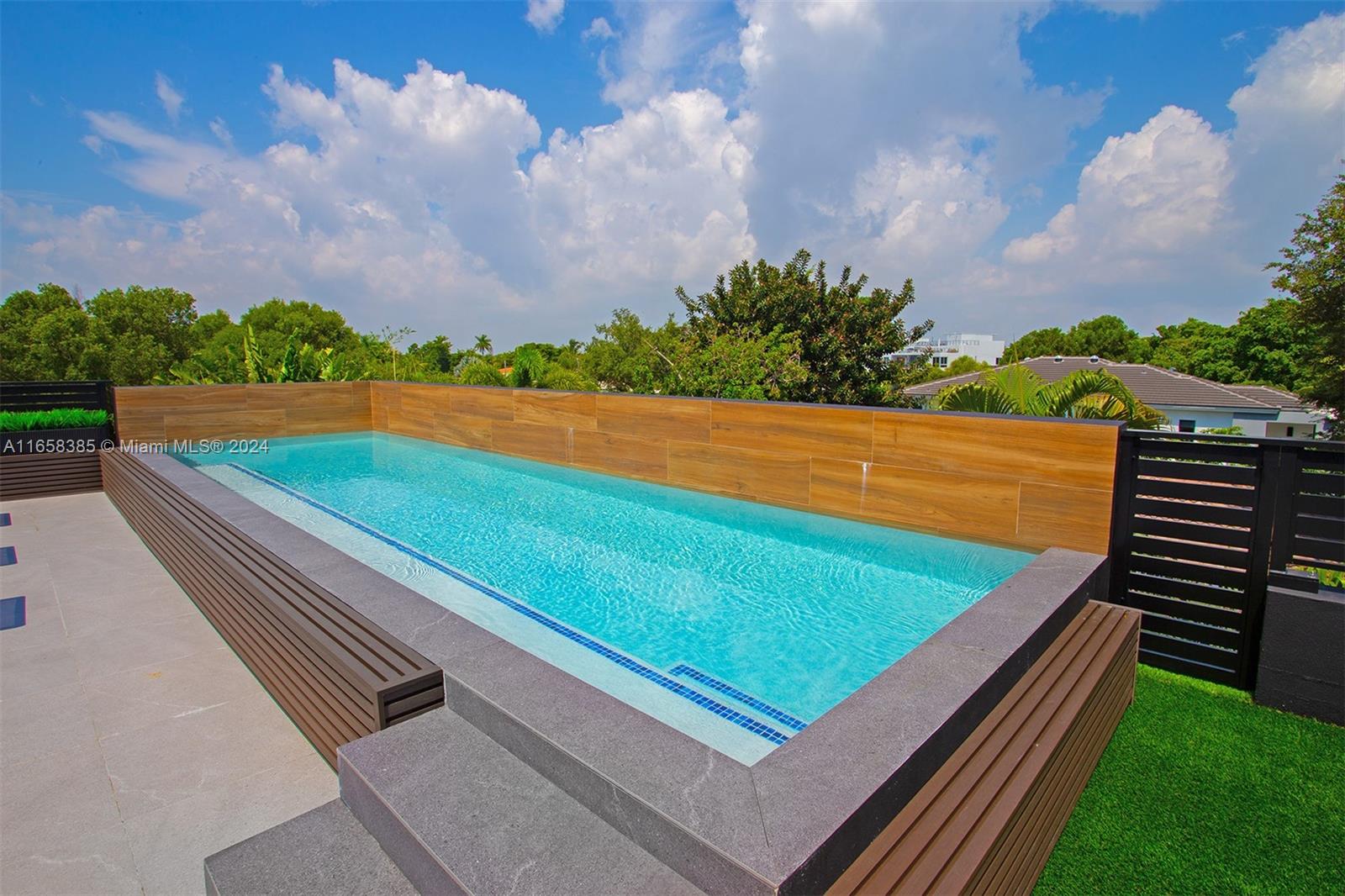 422 Southwest 15th Road, Unit 422 Miami, FL 33129 - Photo 7 of 68