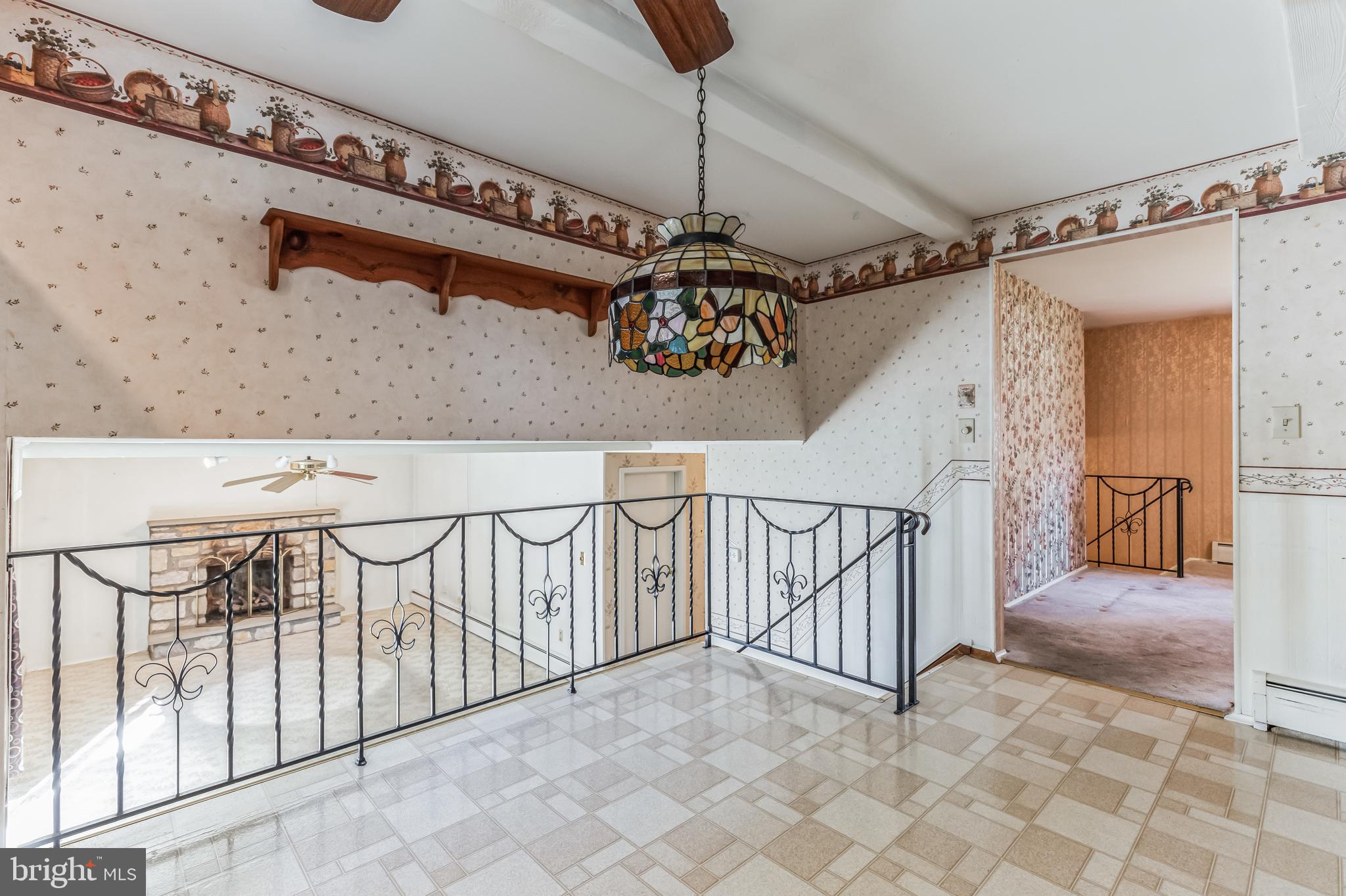 732 Dick Avenue Warminster, PA 18974 - Photo 11 of 30 Eat in Kitchen area