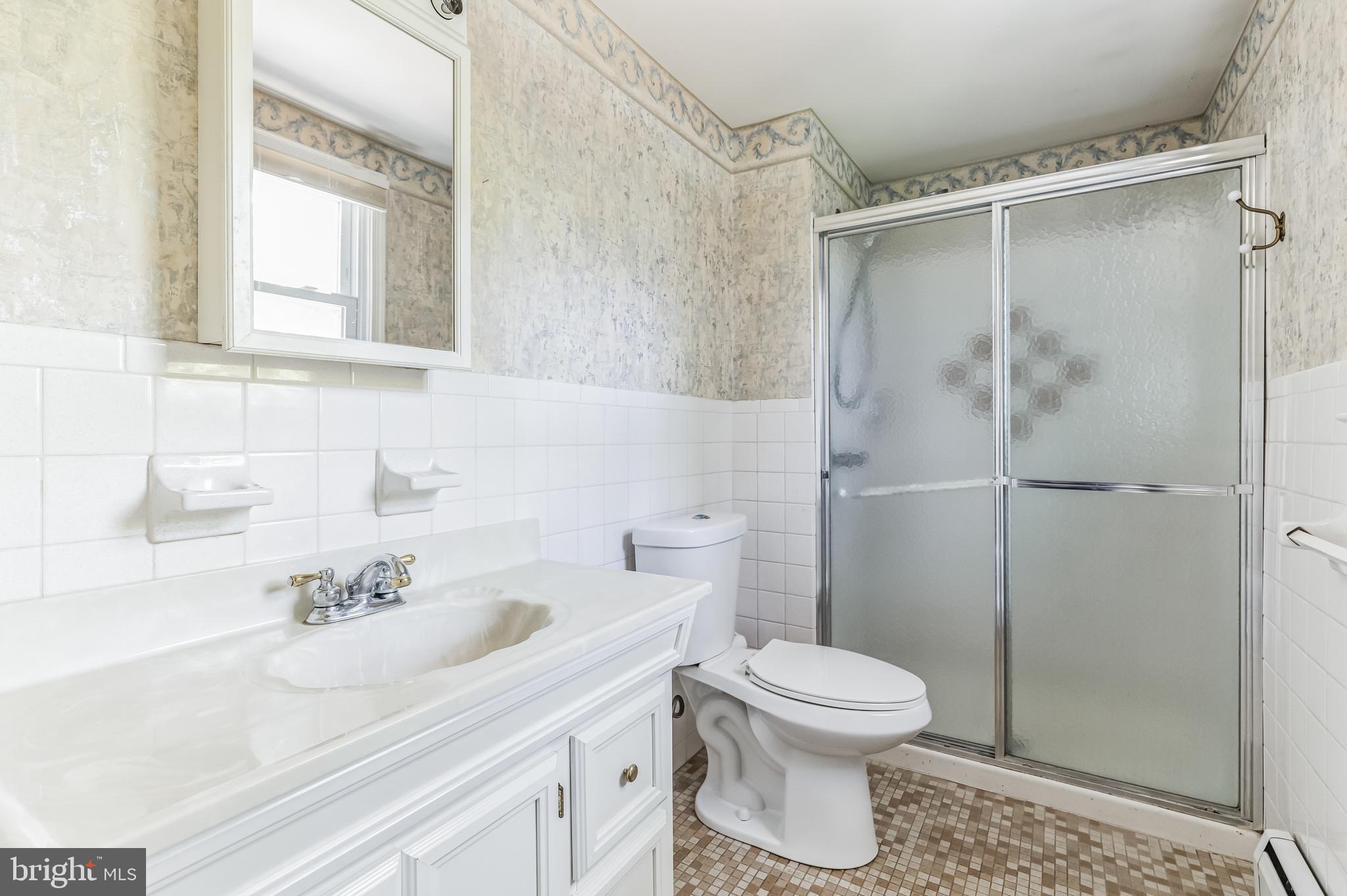 732 Dick Avenue Warminster, PA 18974 - Photo 17 of 30 Primary Bathroom